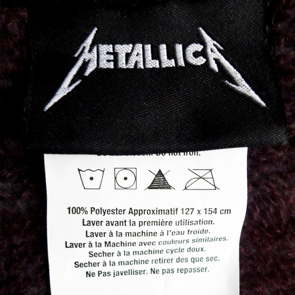 NEW METALLICA MASTER PUPPETS Fleece THROW BLANKET - Picture 3 of 4